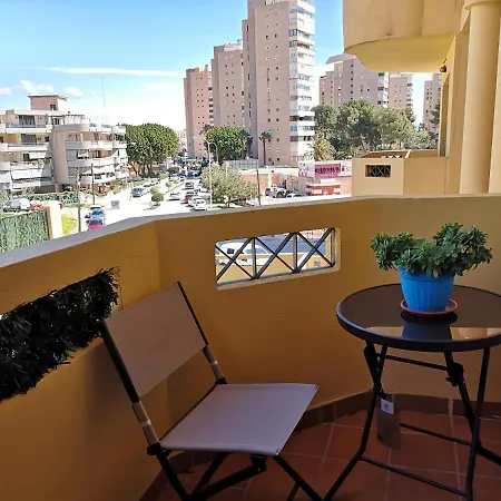 Apartamento En Auxi Y Emilio Torremolinos